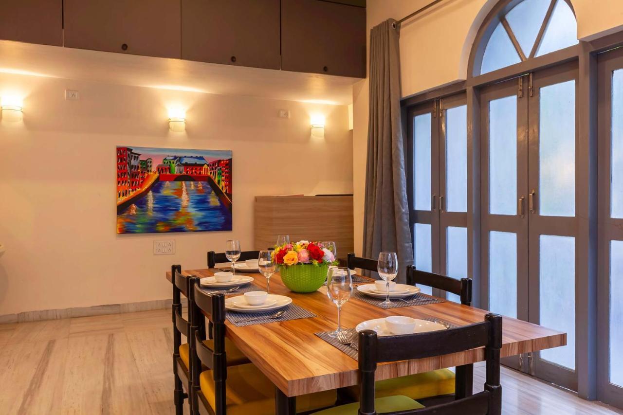Grey Mosaics By Stayvista - Mountain-view In Vasai With Pool, Spacious Lawn & Terrace * Bombaim