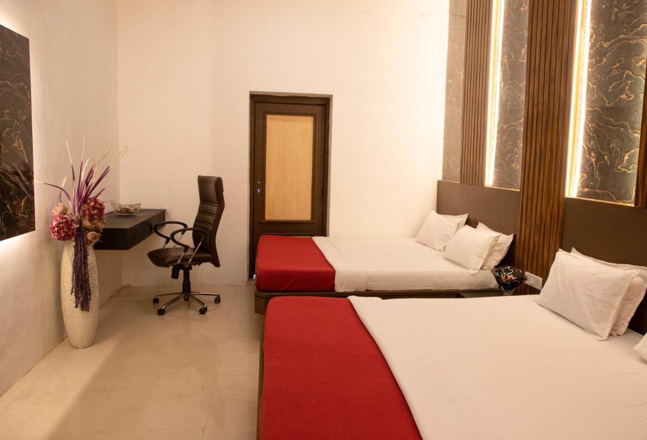 Hostel Empire Royale Mumbai