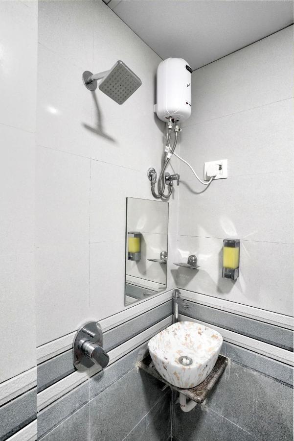 Hotel Tip Residency