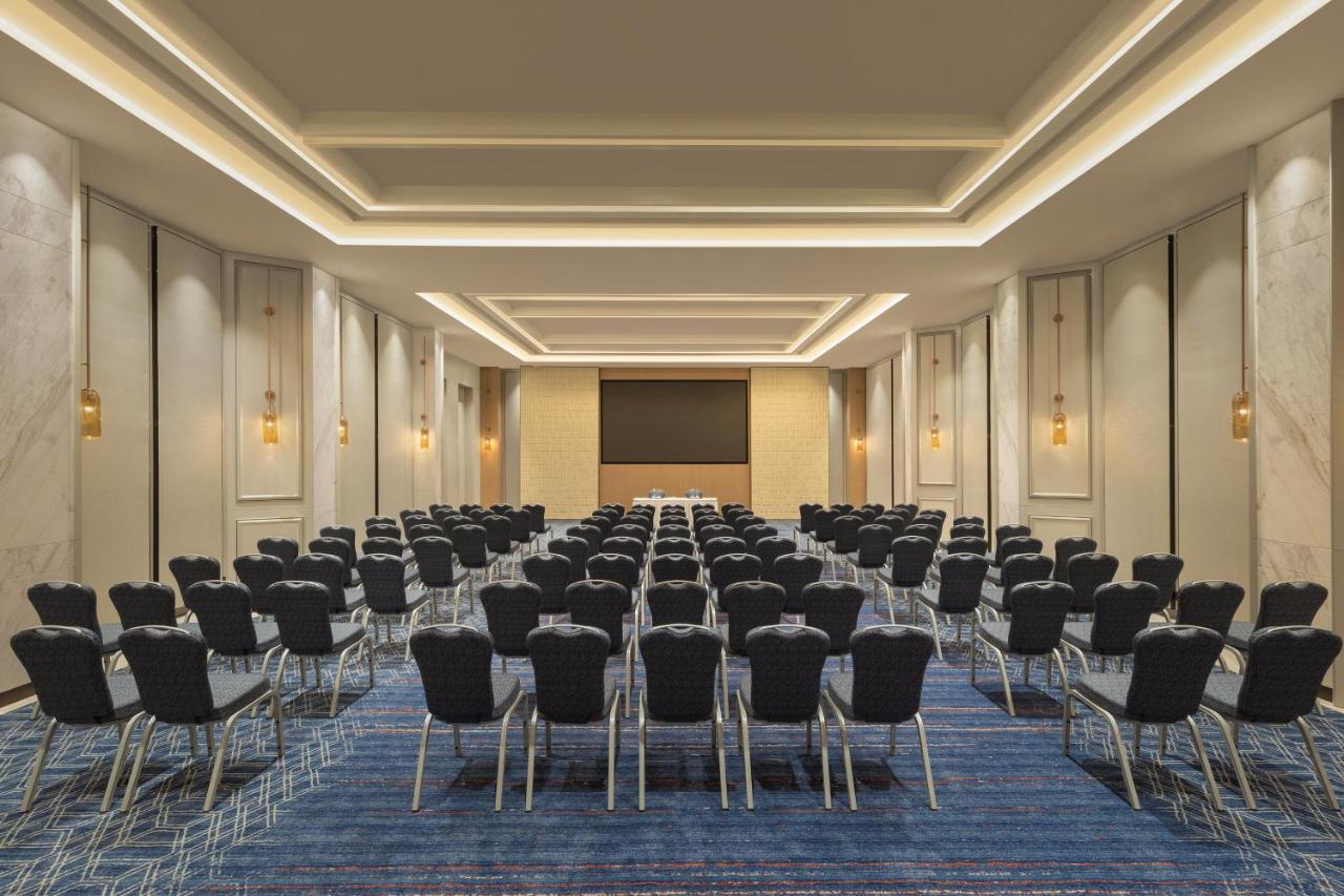 Fairfield By Marriott International Airport Mumbai
