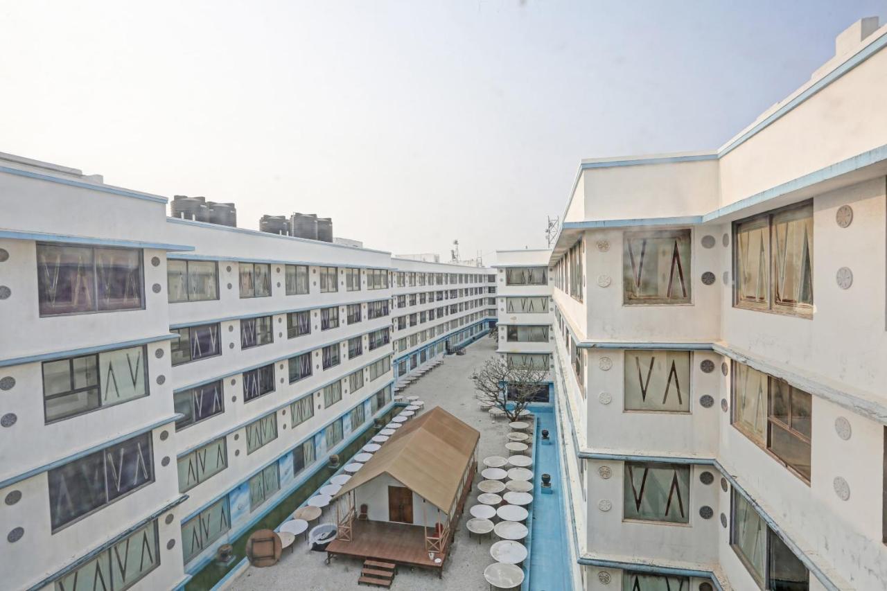 Townhouse Royal Palms Shared Serviced 4*