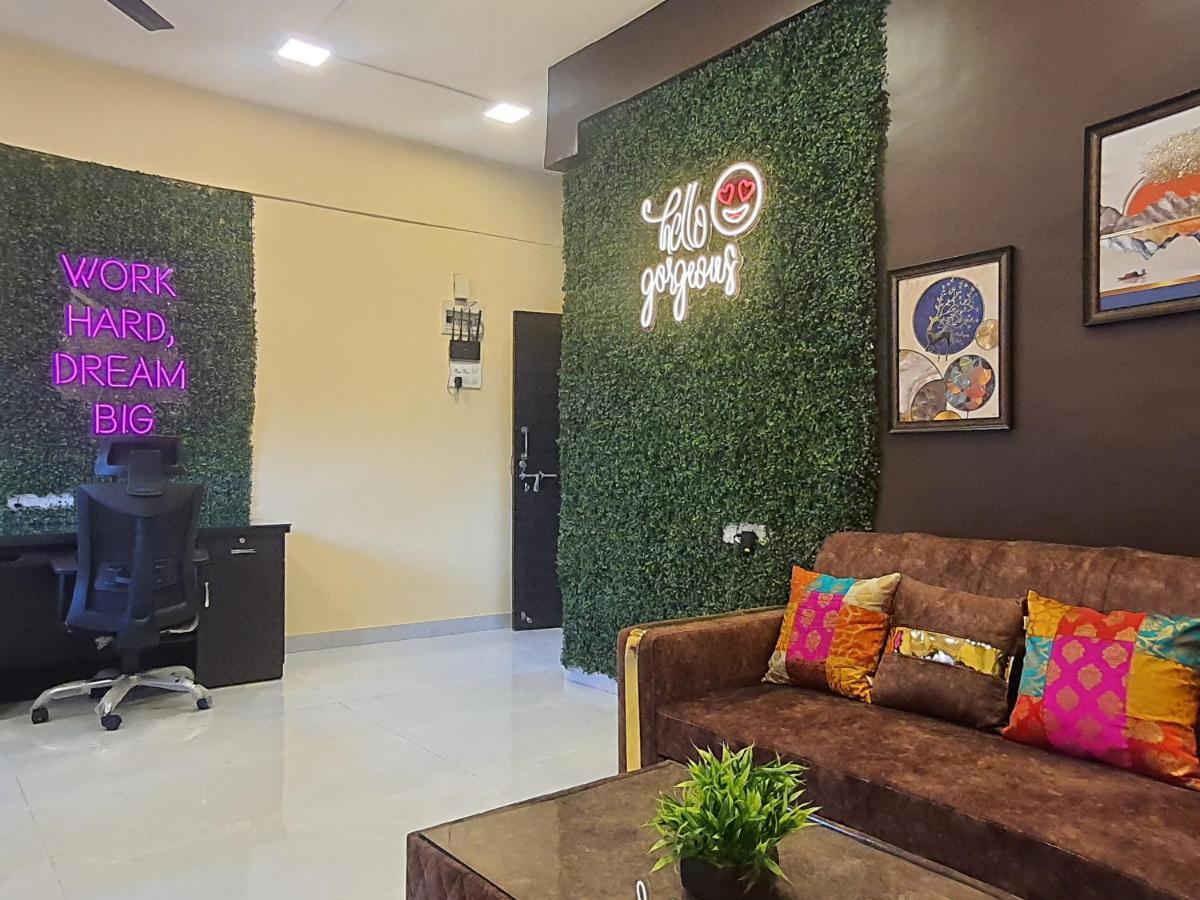 Osi Lilavati Bandra Apartment Mumbai