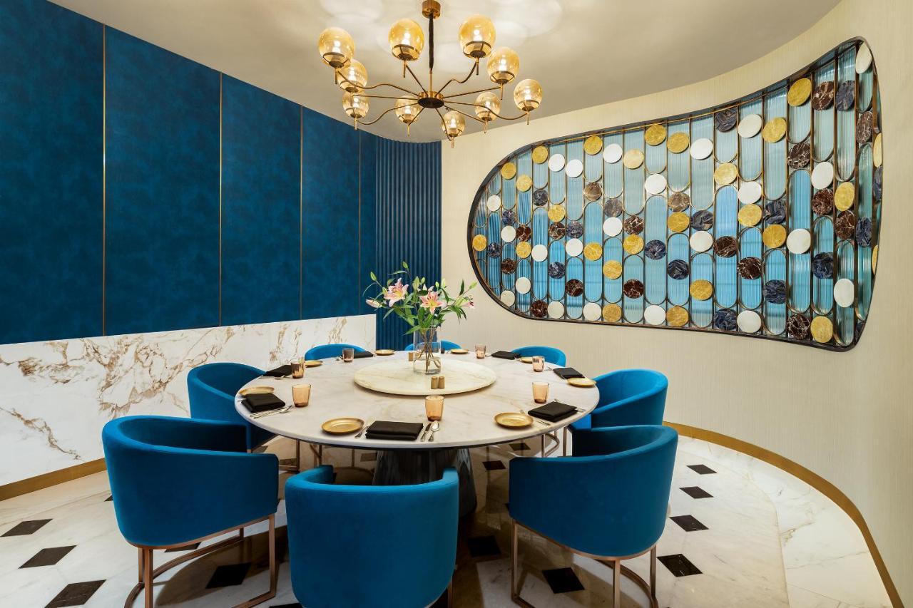 Radisson Goregaon Hotel 4*