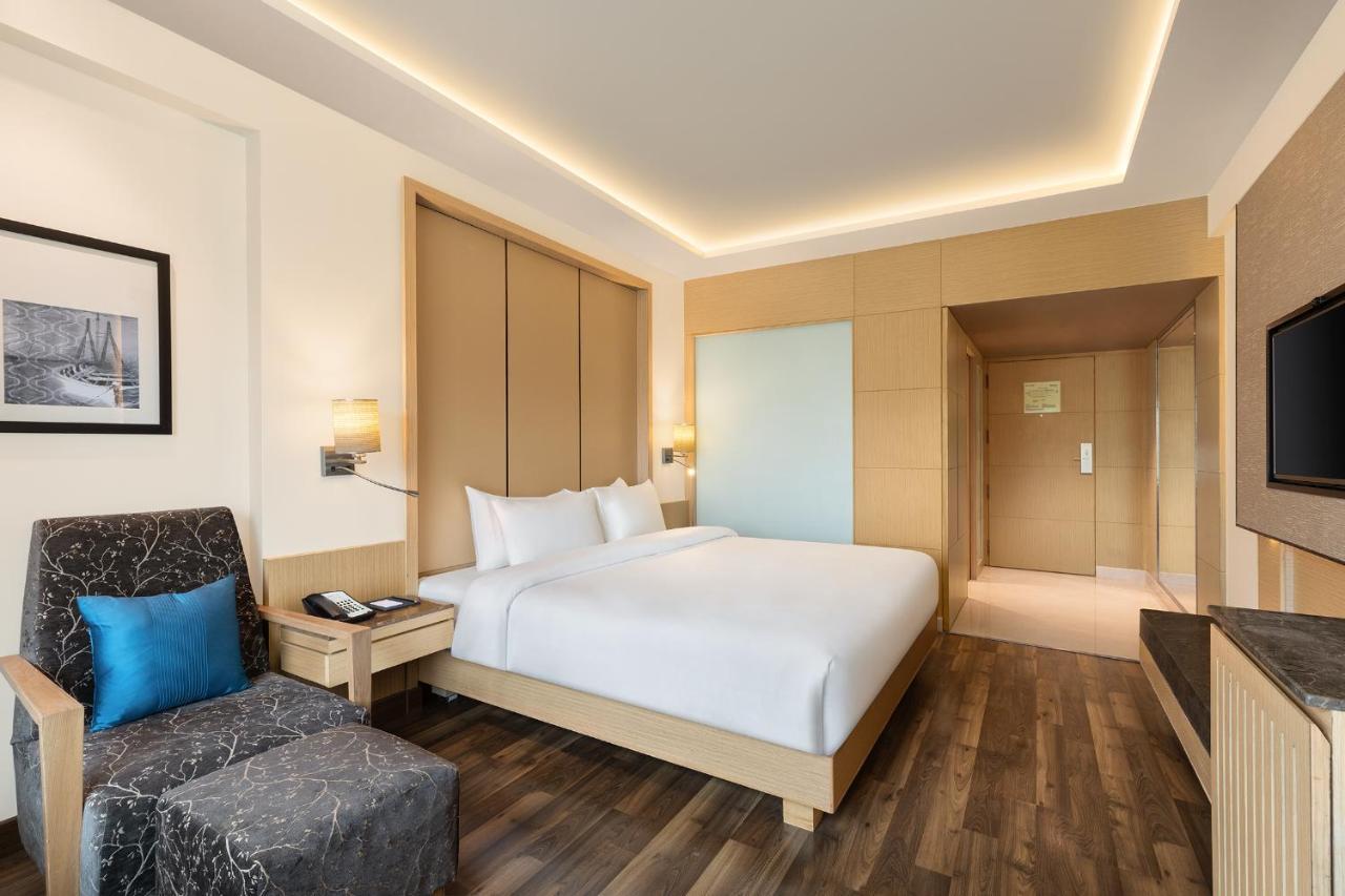 Hotel Radisson Goregaon 4*