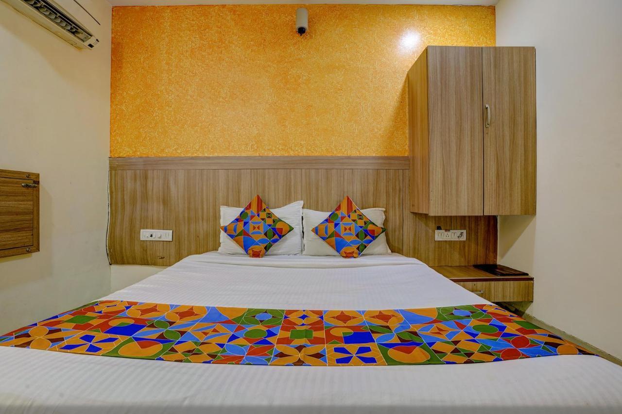 Fabexpress Prakash Hotel Mumbai