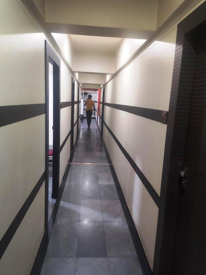 Mantra Lodging & Boarding Hotel 3*