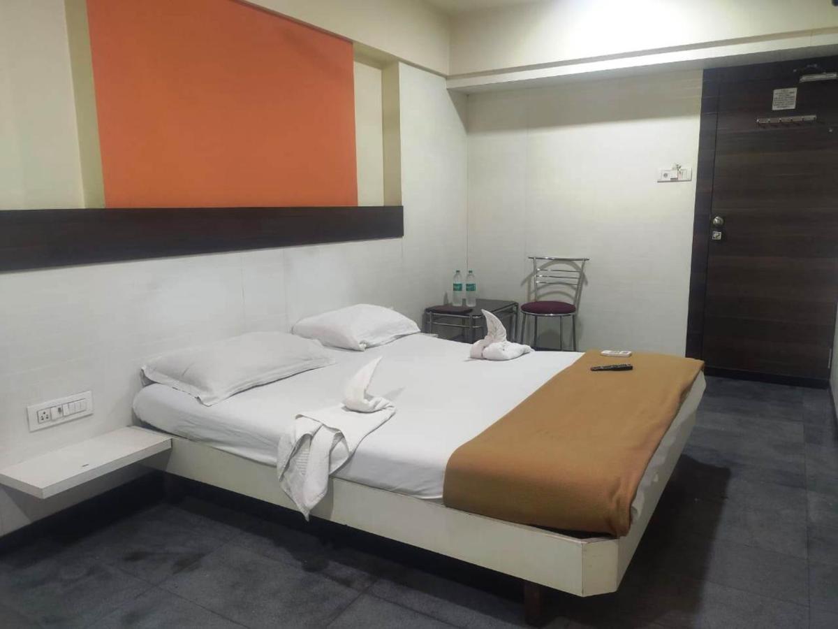 Mantra Lodging & Boarding Mumbai