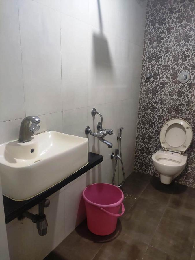 Hotel Mantra Lodging & Boarding 3*