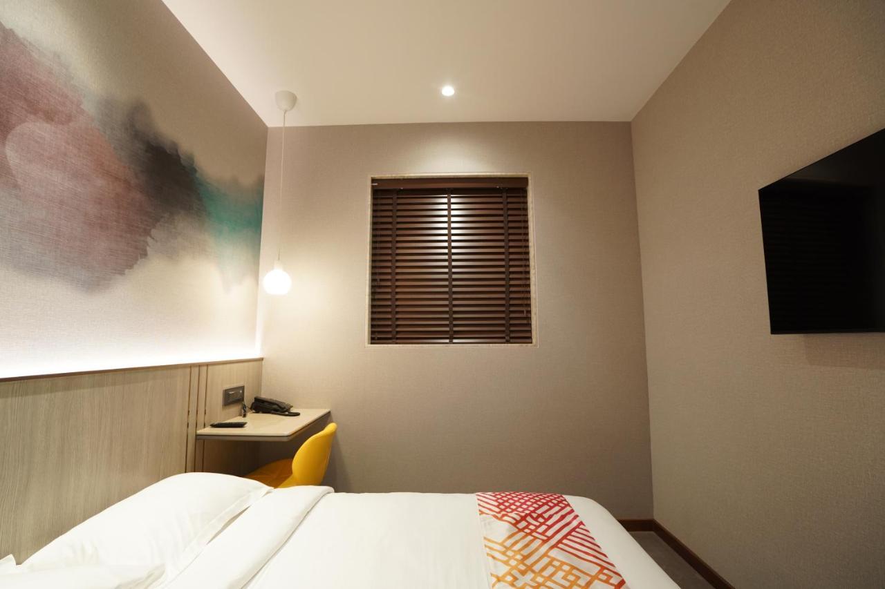 Hotel Ginger Mumbai, Goregaon