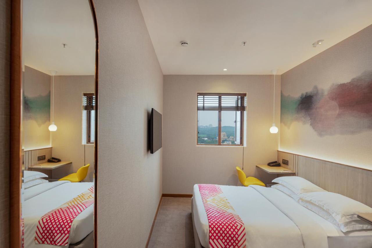 Ginger Mumbai, Goregaon Hotel 4*