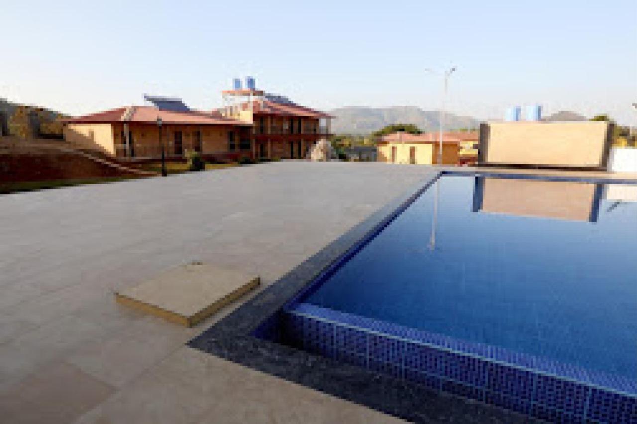 Harmony Aparthotel *