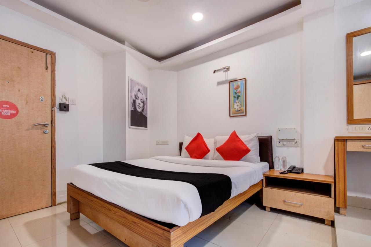 Capital O 77295 Bansidhar Bhuvan Mumbai