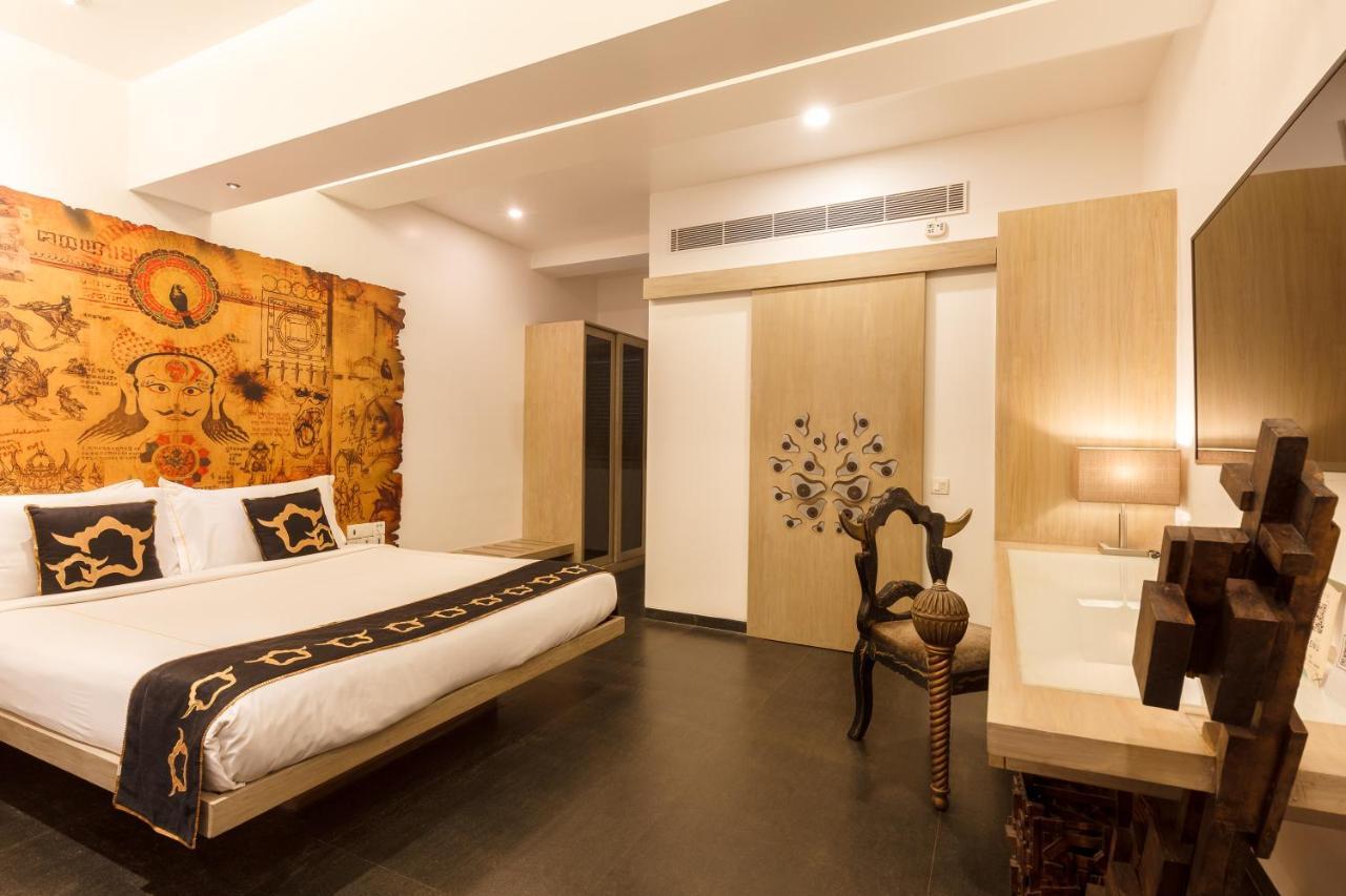Le Sutra Hotel, Khar, Hotel 4*
