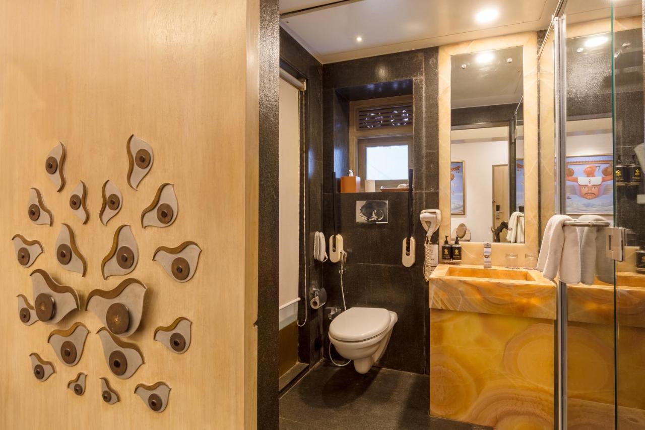 Hotel Le Sutra Hotel, Khar,