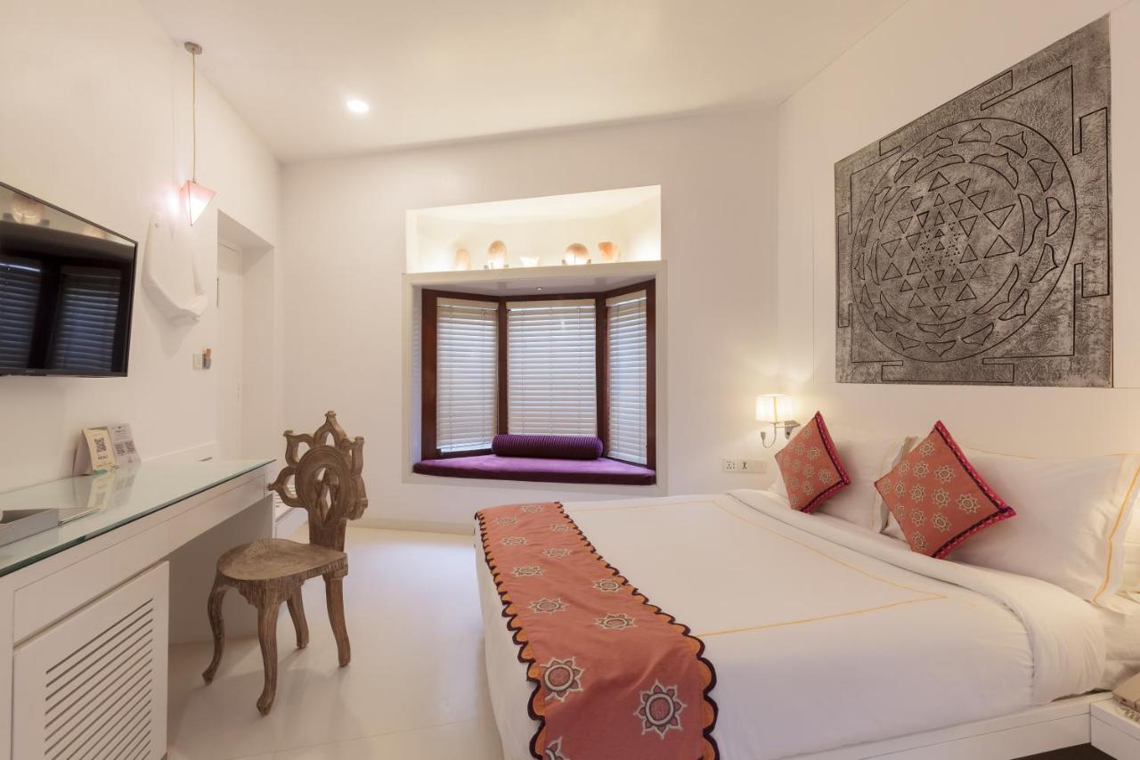 Le Sutra Hotel, Khar,