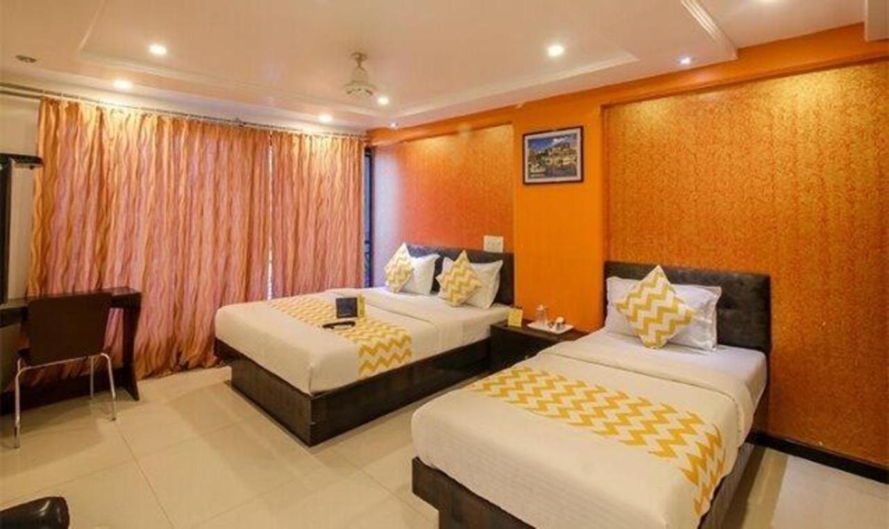 Hotel Fabexpress Panchvati Residency Bombaim
