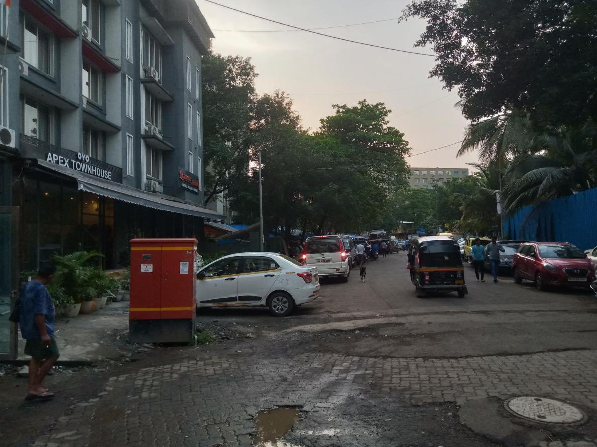 Apartment Osi Andheri East