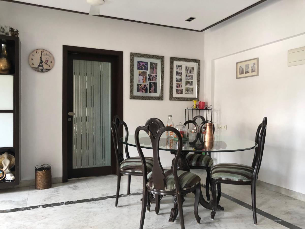 Luxurious Cozy 1 King Bed With Free Parking Homestay *