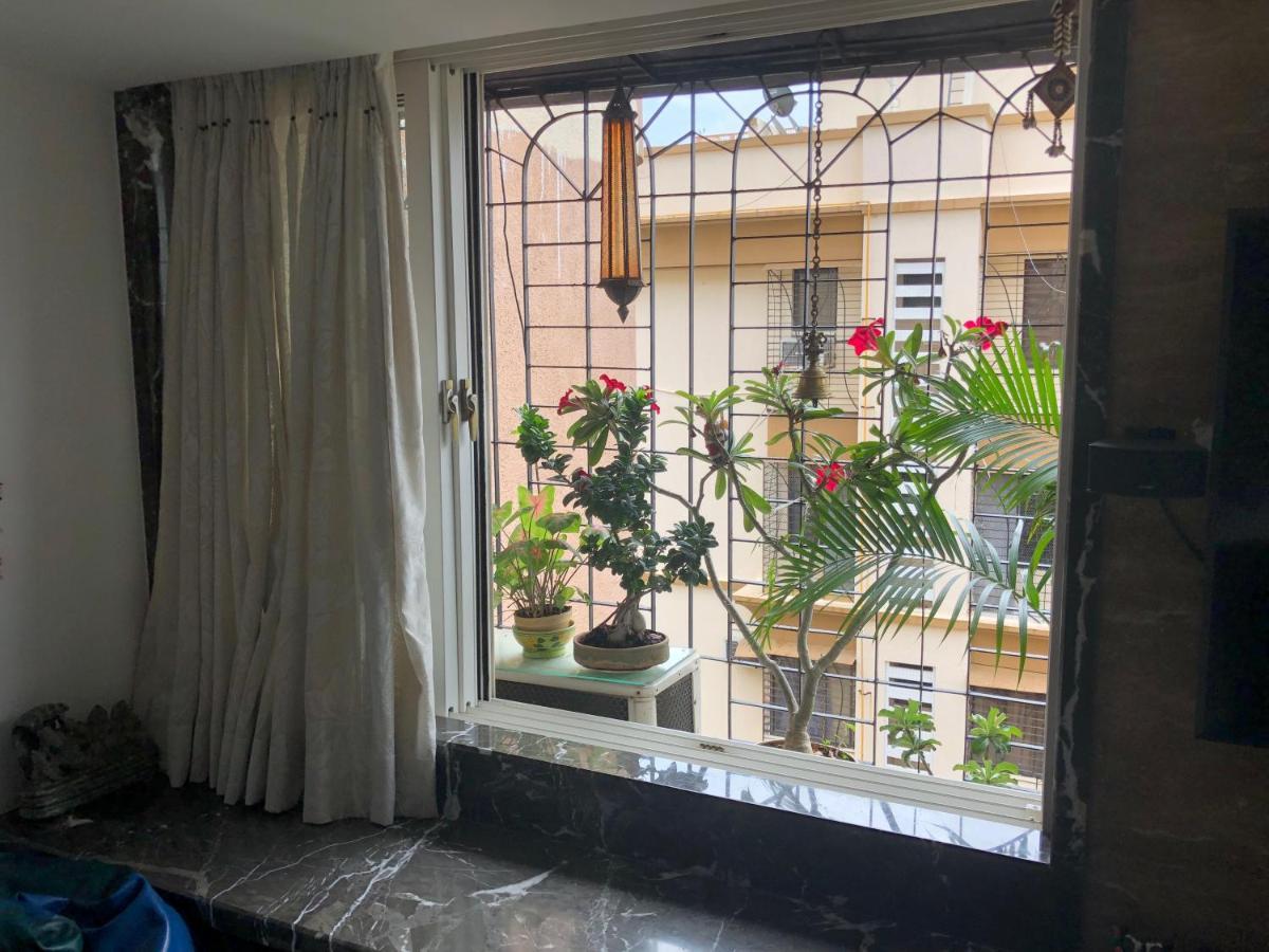 Homestay Luxurious Cozy 1 King Bed With Free Parking Mumbai