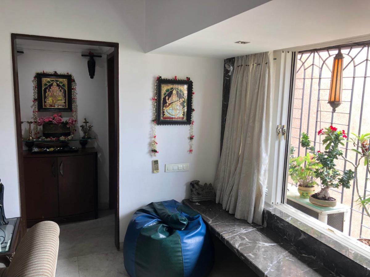 Homestay Luxurious Cozy 1 King Bed With Free Parking Mumbai