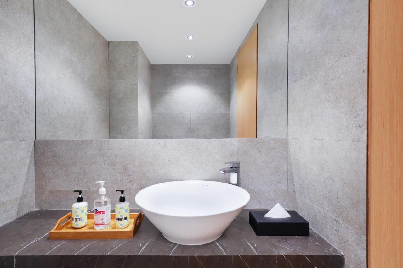 Lemon Tree Hotel, Kalina Bkc, Hotel 4*