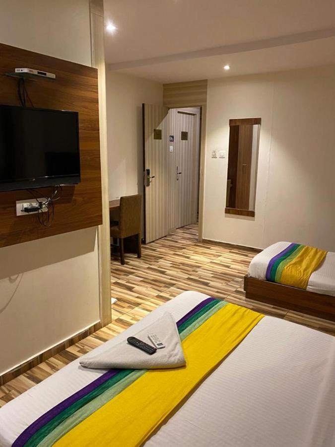 Seven Olives-hotel In Saki Naka * Bombaim