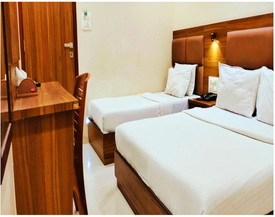Hotel Avion Palace Near Exhibition Center Bombaim