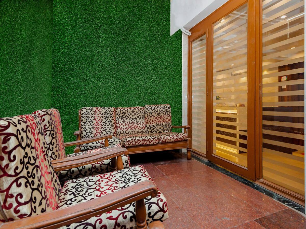 Hotel Kgn Near Cst Railway Station And Haj House Near Crawford Market