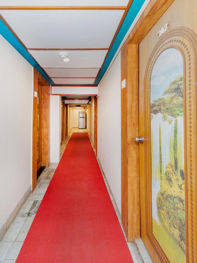 Hotel Kgn Near Cst Railway Station And Haj House Near Crawford Market Mumbai