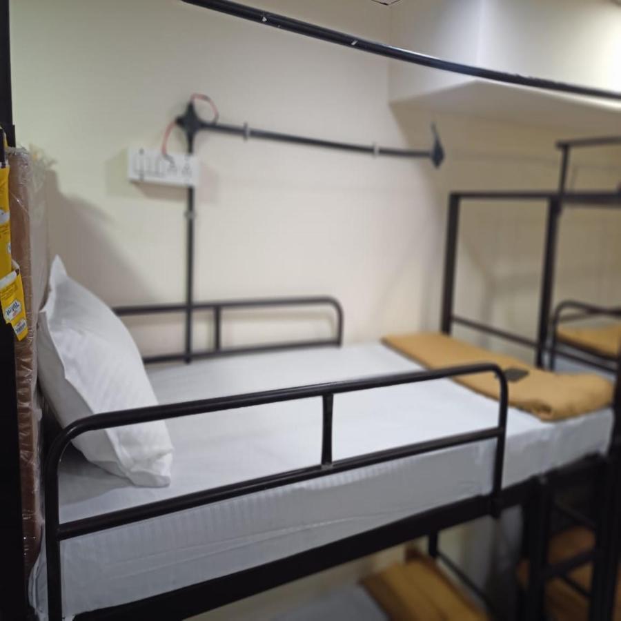 Indigo Sharing - Near International Airport Hotel 2*