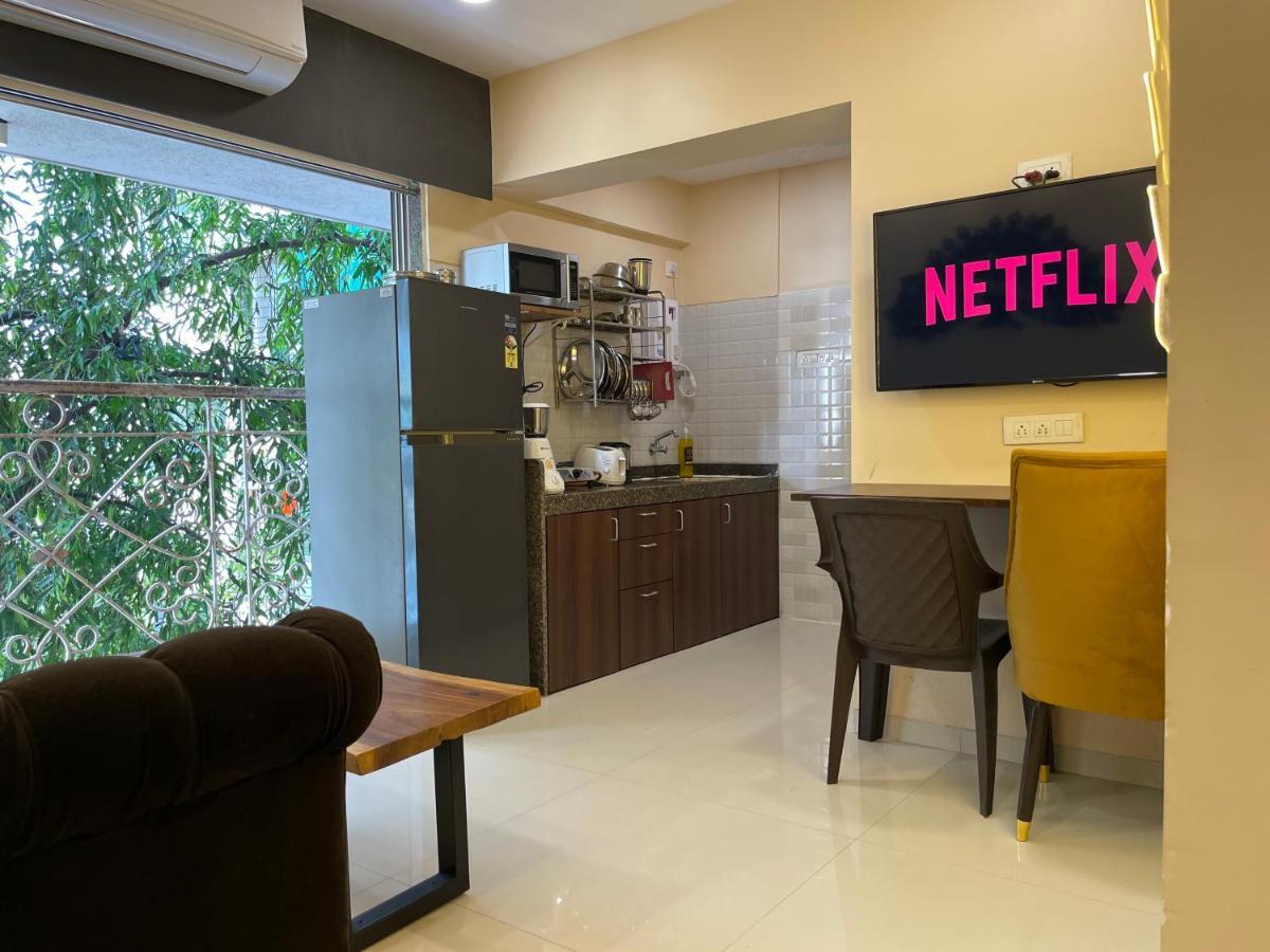 Osi Bandra West