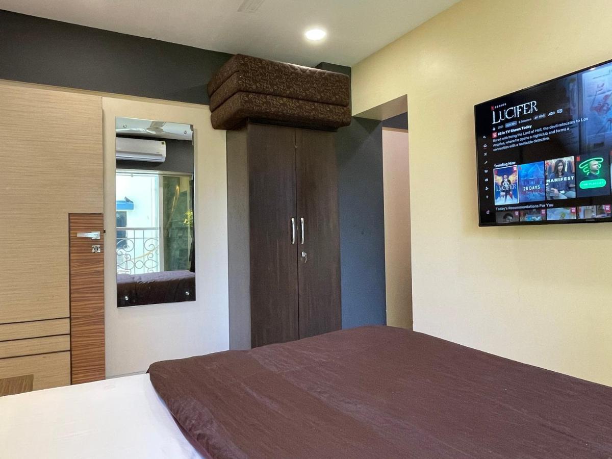 Osi Bandra West Apartment