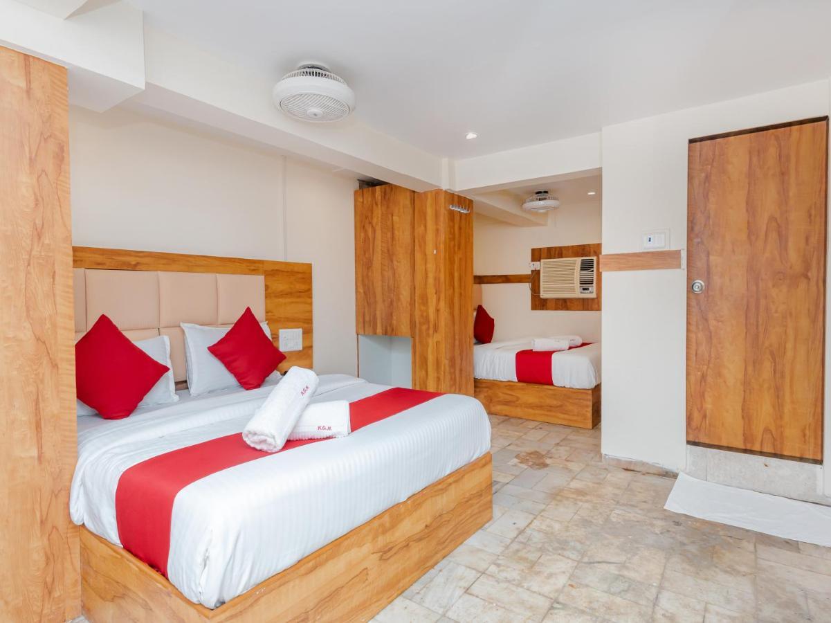 Hotel Kgn Near Cst Railway Station And Haj House Near Crawford Market *