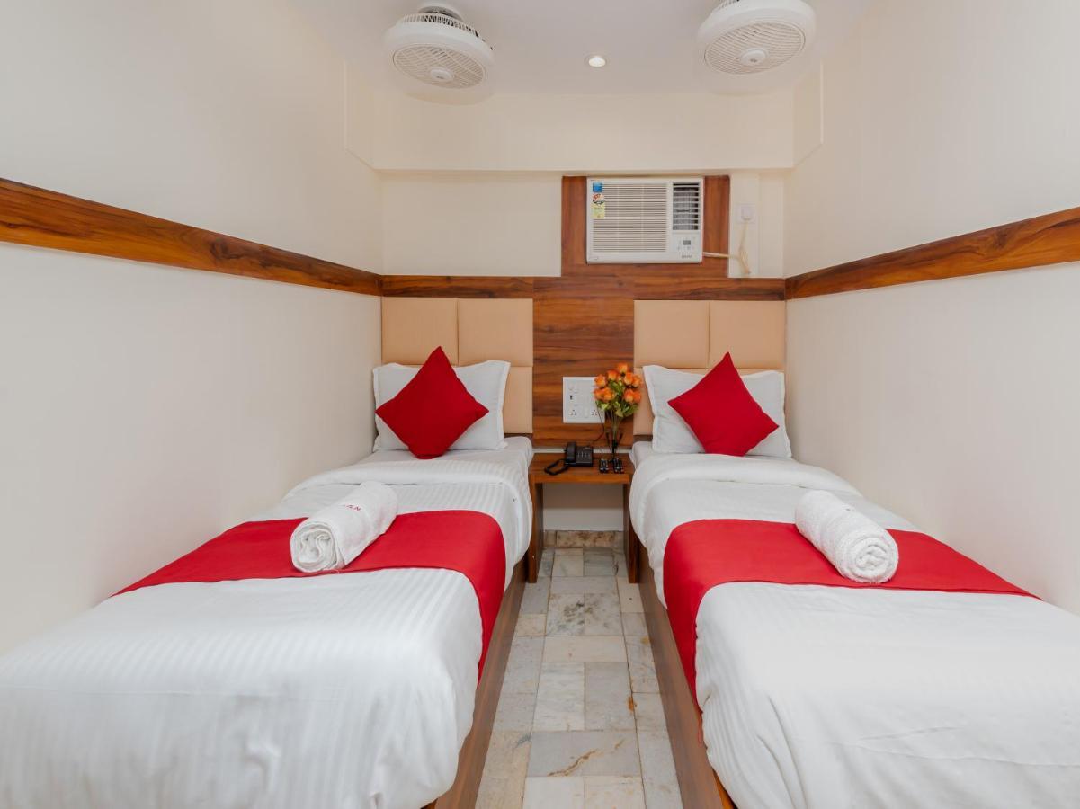 Hotel Kgn Near Cst Railway Station And Haj House Near Crawford Market *