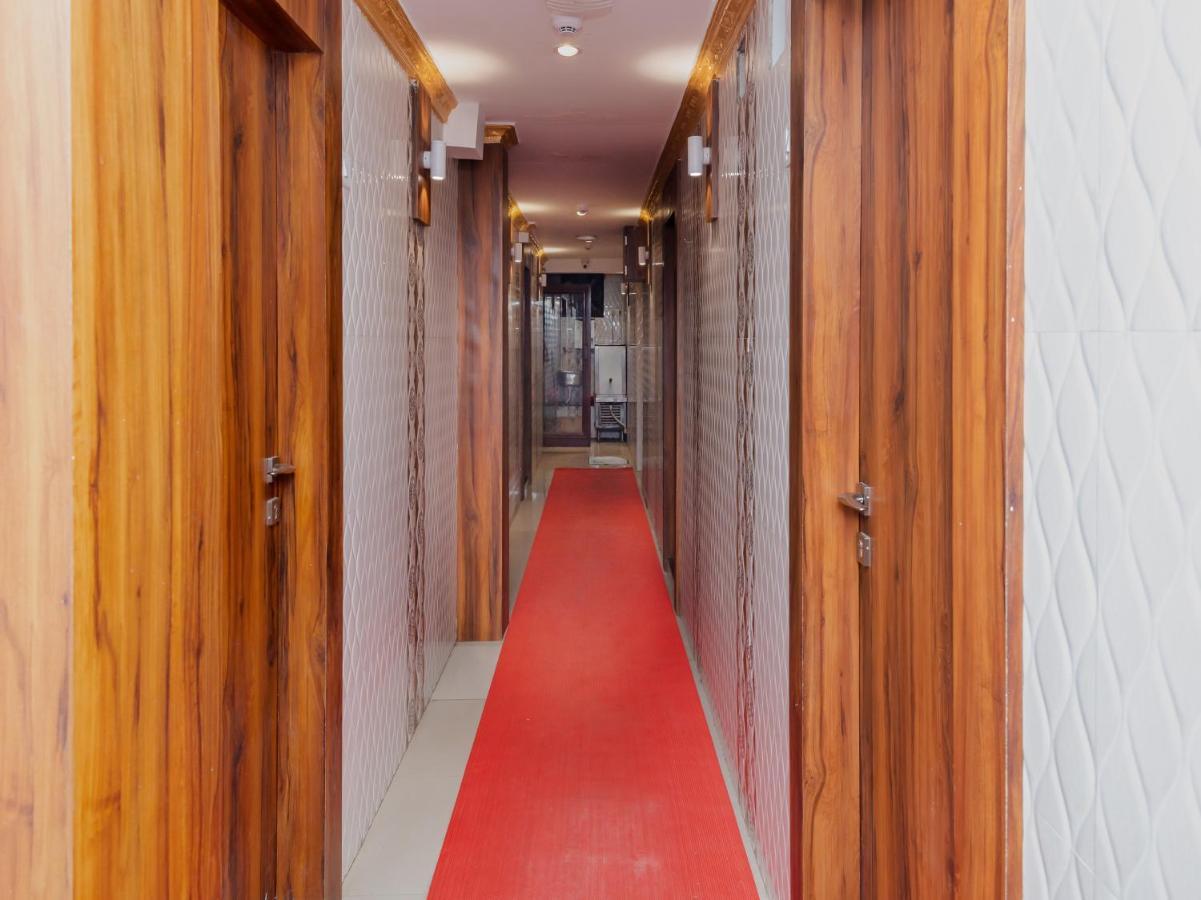 Hotel Kgn Near Cst Railway Station And Haj House Near Crawford Market Mumbai