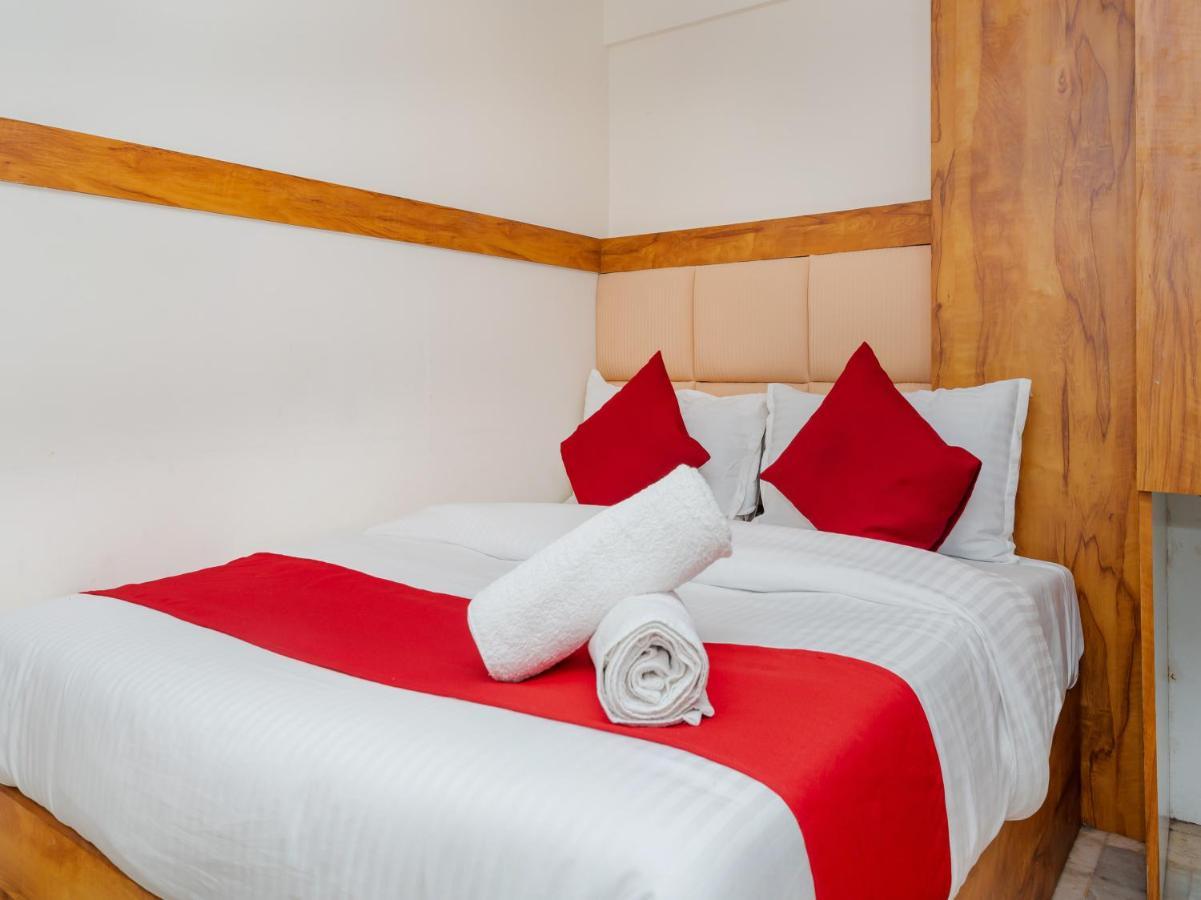 Hotel Kgn Near Cst Railway Station And Haj House Near Crawford Market Mumbai