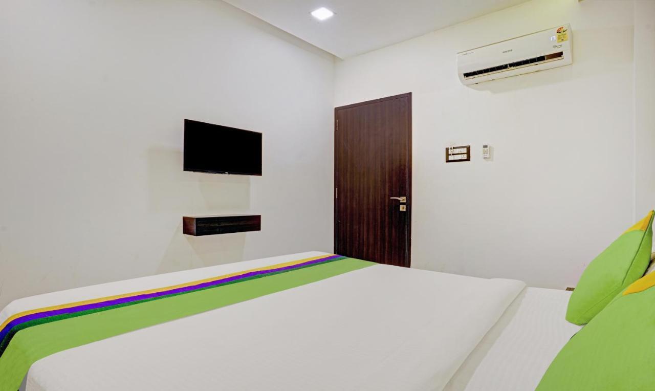Prime Grand Hotel, 3* Bombaim
