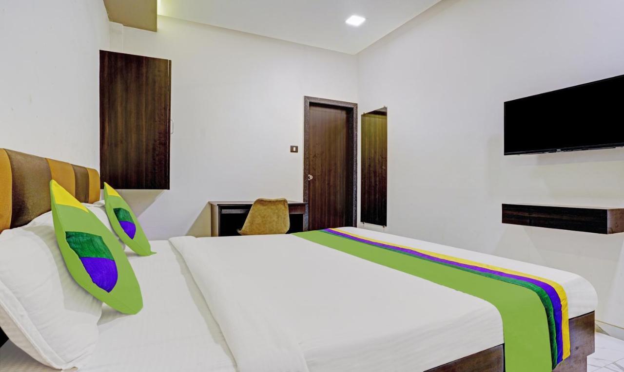 Hotel Prime Grand Hotel,