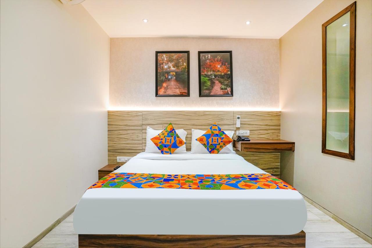 Fabexpress The Dream Residency - Nr International Airport Hotel 3*