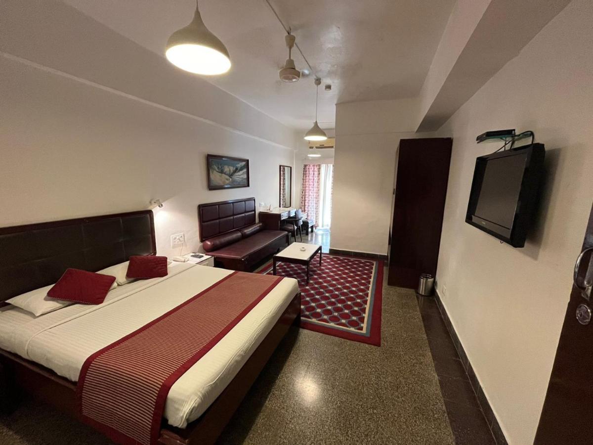 West End Hotel