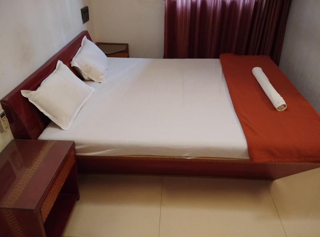 Agrawal Bhavan Budget Only For Indians Couples Friendly * Mumbai