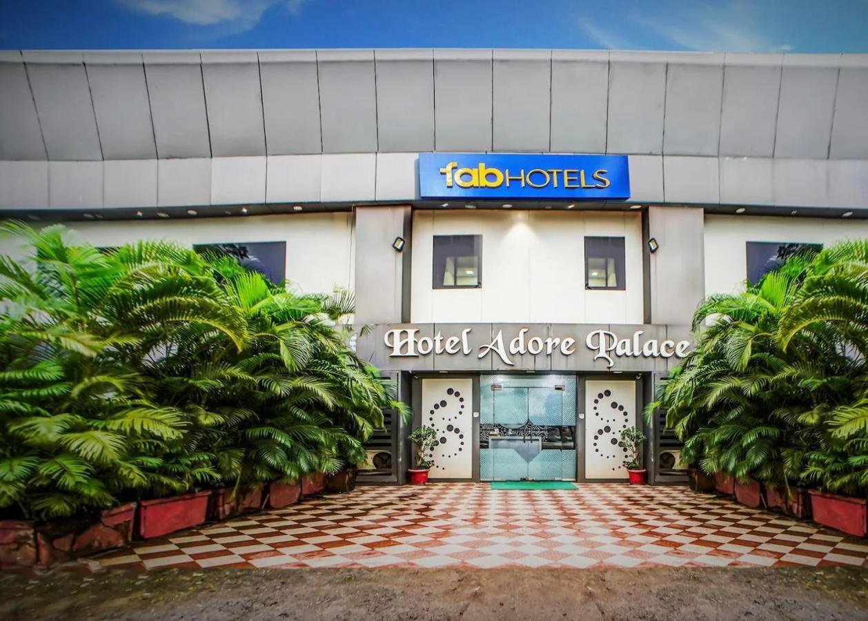 Adore Palace Lodge