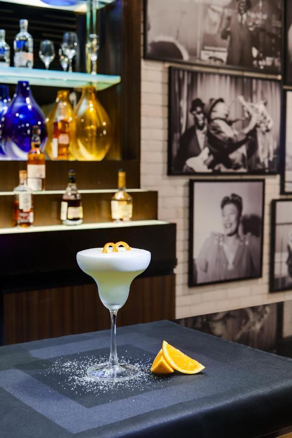 Hotel Lemon Tree Premier, International Airport 5*