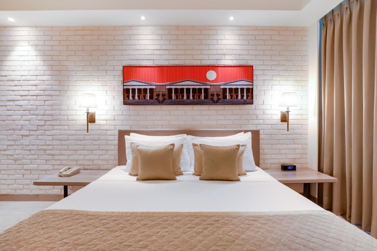 Hotel Lemon Tree Premier, International Airport