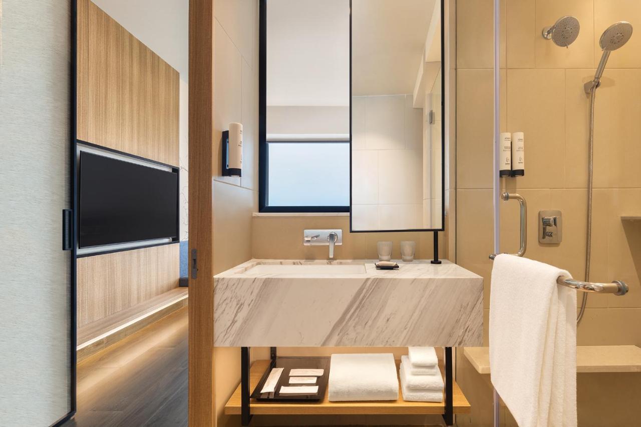 Fairfield By Marriott International Airport