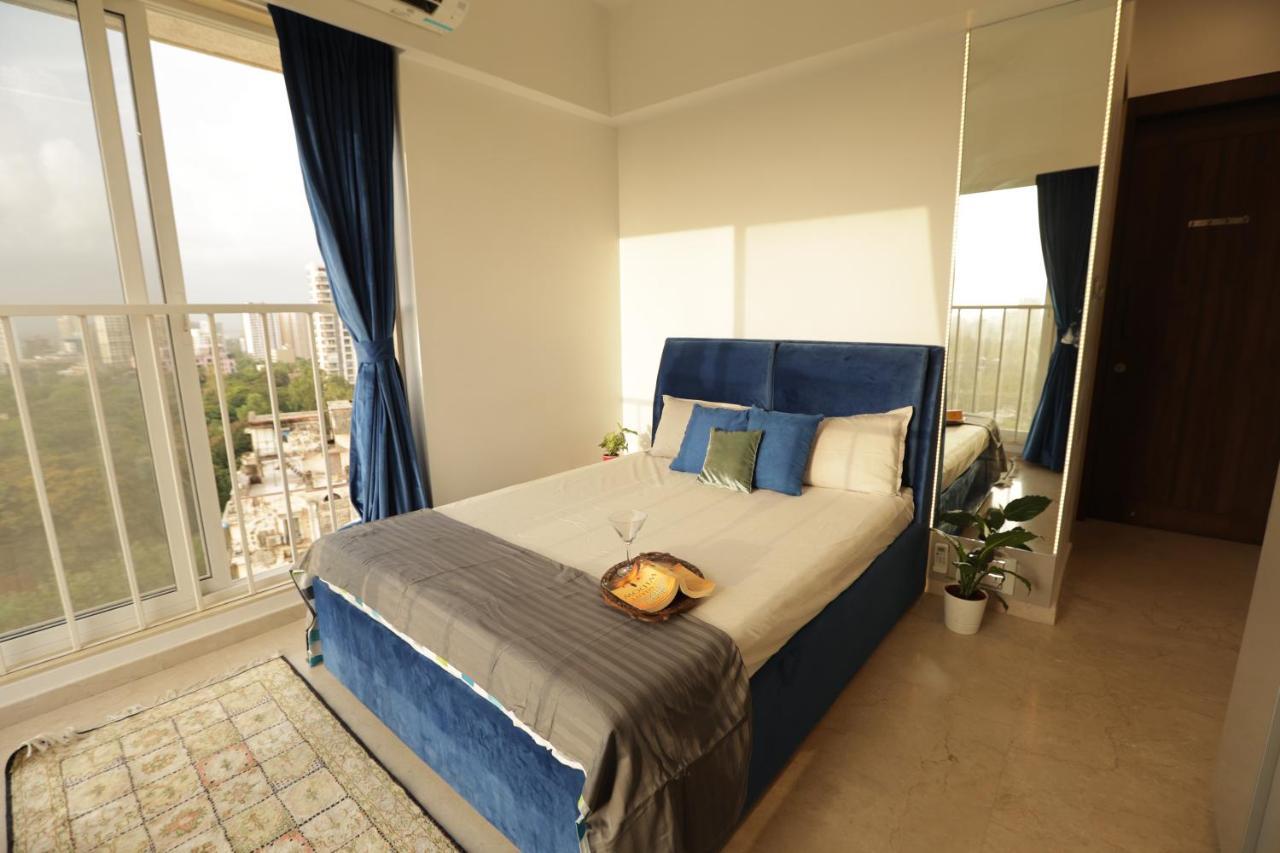 Apartment Artist House 3br By Flora Mumbai