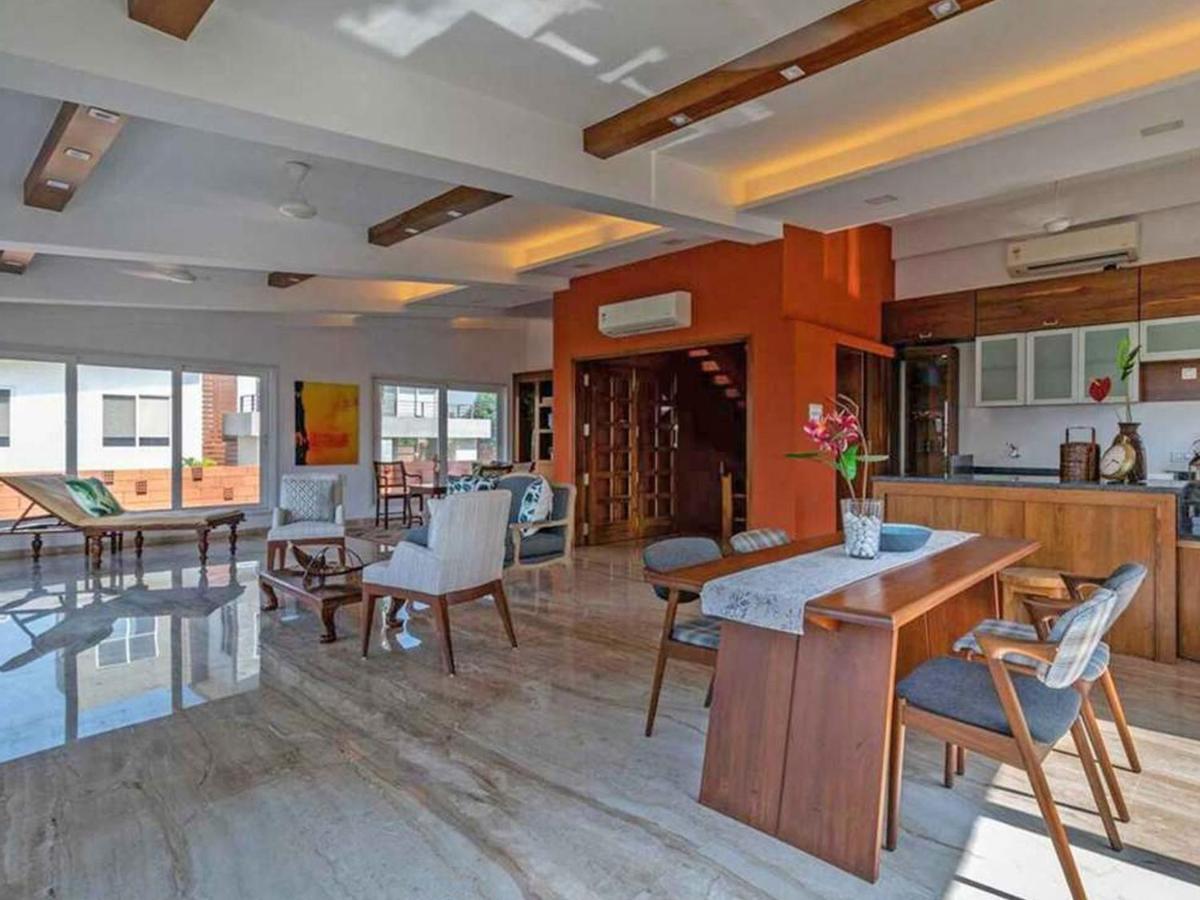 Oceanfront 4 Bed Private Pool Gorai Near Holiday home Mumbai