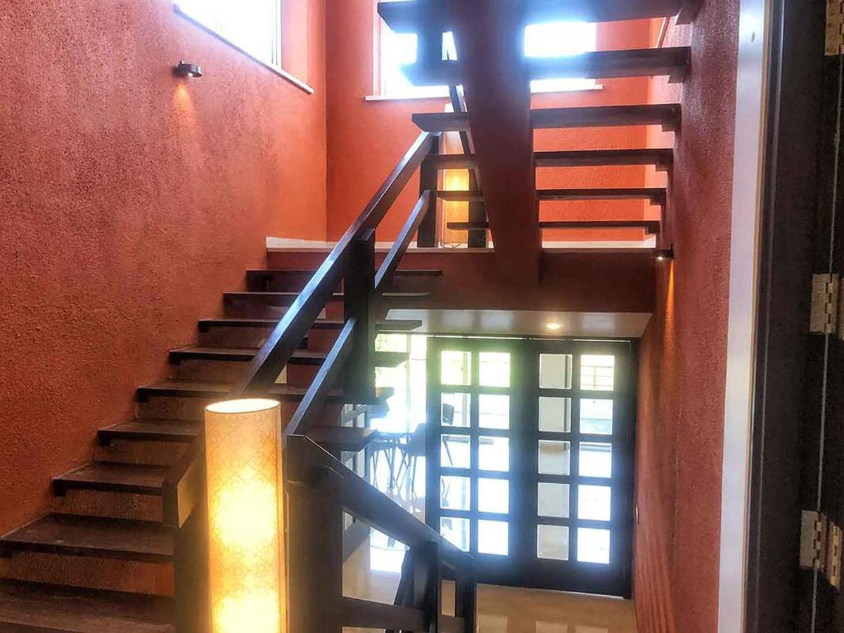 Oceanfront 4 Bed Private Pool Gorai Near Holiday home