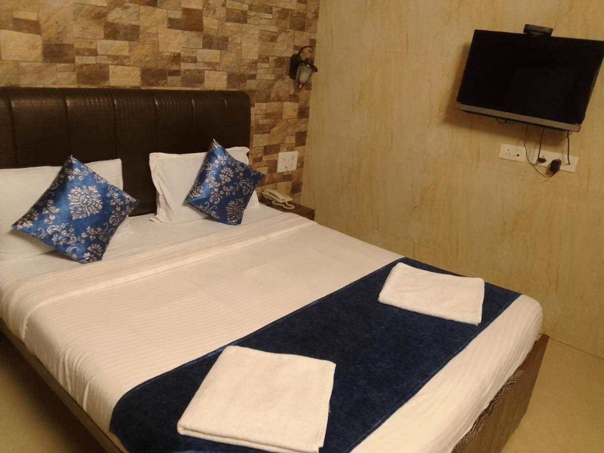 Oliver Guest house Mumbai