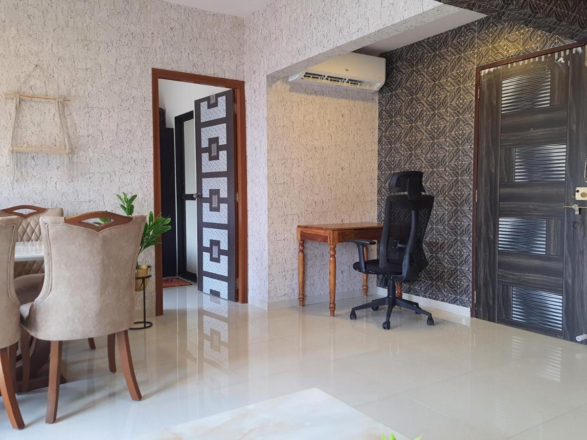 Osi Khar West Bombaim